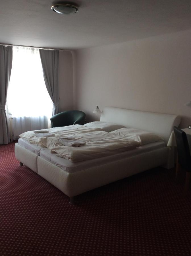 Hotel U Zlateho Andela باردوبيتسه المظهر الخارجي الصورة